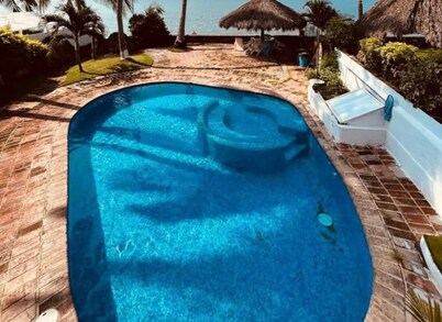 布鲁塞里亚斯海滩公寓