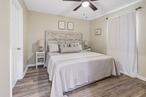 1 bedroom, free WiFi, bed sheets