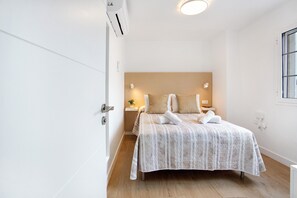 2 camere, ferro/asse da stiro, Wi-Fi gratuito, lenzuola