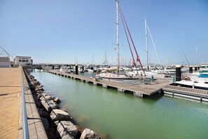 Marina/club náutico