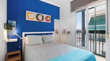 1 slaapkamer, een strijkplank/strijkijzer, gratis wifi, beddengoed