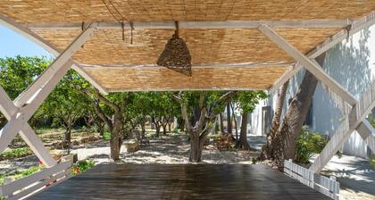 Villa 'Casale Cafazza Country House' with Private Pool, Wi-Fi and Air Conditioning
