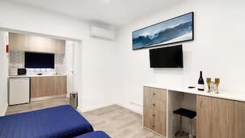 1 bedroom, free WiFi, bed sheets