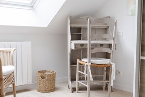 1 quarto, ferros/tábuas de passar roupa, Wi-Fi de cortesia