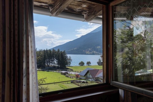 Holiday Apartment 'Appartements Egart 2' with Lake View, Balcony and Wi-Fi