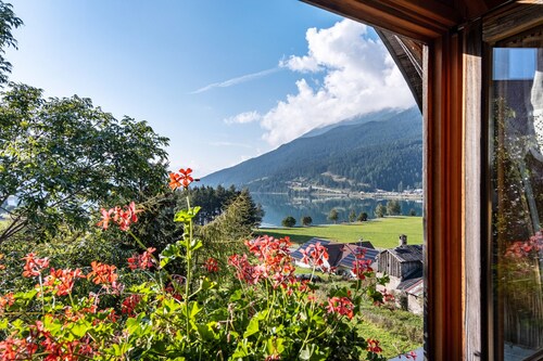 Ferienwohnung 'Mansardenwohnung Egart' mit Seeblick, Balkon und WLAN