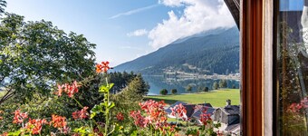 Appartement de vacances 'Mansardenwohnung Egart' avec vue sur le lac, balcon et Wi-Fi