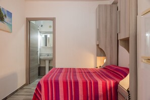 1 Schlafzimmer, Bügeleisen/Bügelbrett, kostenloses WLAN, Bettwäsche