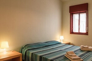 2 camere, ferro/asse da stiro, Wi-Fi gratuito, lenzuola