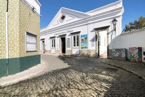 Exterior - Apartment 'Casa Da Vila Nº 6' with Wi-Fi and Air Conditioning (São Brás de Alportel)