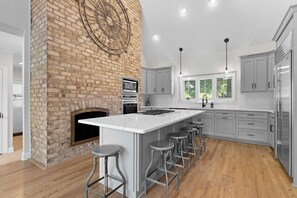 Casa (5 Bedrooms) | Parte interna