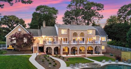 Shoreway Cove by Avantstay Waterfront, Pool, Dock