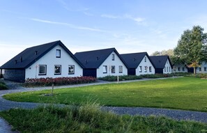 Exterior - Nice home in Kerkdriel with WiFi (Kerkdriel)