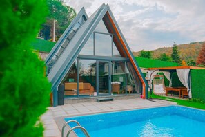 Deluxe Bungalow | Front of property