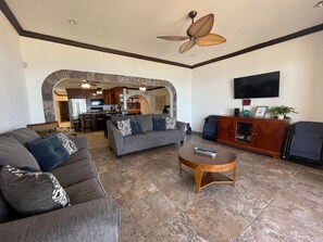Fireplace - Caballo De Mar Beach House - 3 bedroom/3 bathroom house right on the beach (Puerto Peñasco)