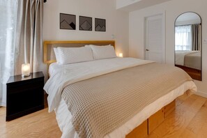 3 bedrooms, desk, iron/ironing board, WiFi