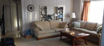 Vintage Lustron Home Piece of History