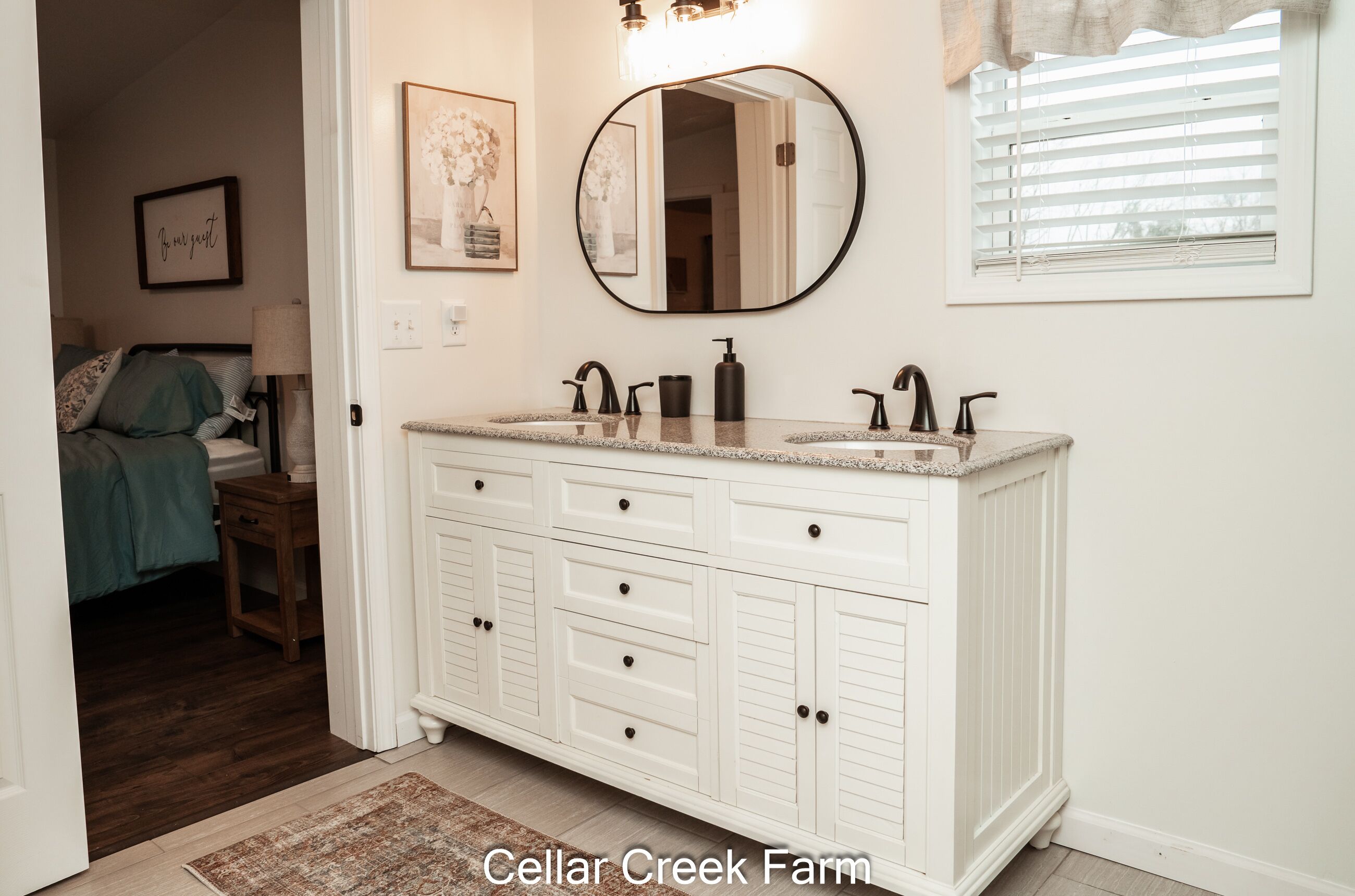 3 bedrooms, in-room safe, desk, iron/ironing board