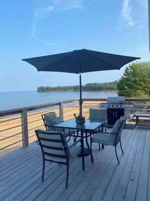 Outdoor dining - Stunning 4 Season New Beach House - Big Traverse Bay on Lake Superior!  (Lake Linden)