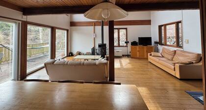 120sqm cottage 3min walk lake BBQ 5min drive Kawaguchi Mt.Fuji stay fam & frnds