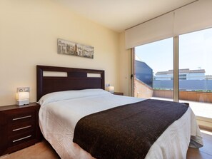 3 bedrooms, desk, iron/ironing board, WiFi - Mas Arboç by Interhome (Lloret de Mar)