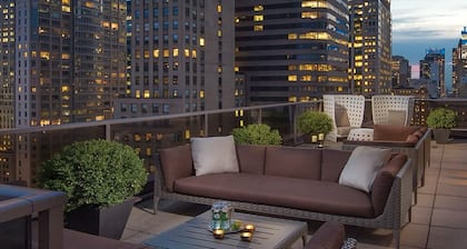 Enjoy New York Fashion Week "NYFW" from this Manhattan Resort Near Times Square!