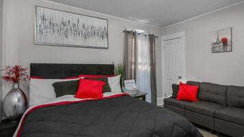 1 bedroom, iron/ironing board, WiFi, bed sheets