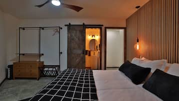 2 bedrooms, desk, free WiFi, bed sheets