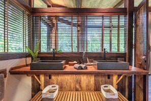 Honeymoon Villa, 1 Bedroom, Private Pool | Bathroom