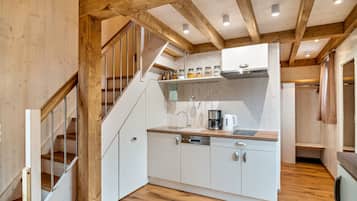 Kühlschrank, Ofen, Herdplatte, Geschirrspüler