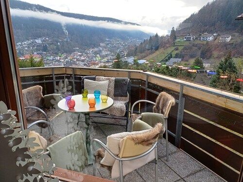 Apartment 'Ferienwohnung Panoramablick' with Mountain View, Private Garden and Wi-Fi