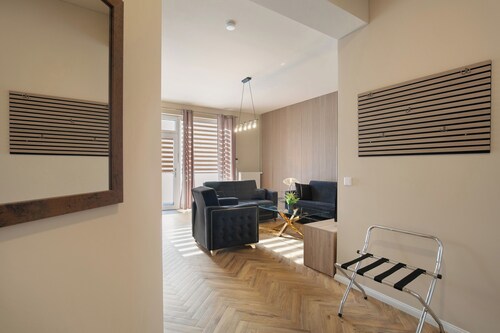 Apartment In A Hotel "Hotel Zur Panke Wohnung 5" with Shared Terrace and Wi-Fi