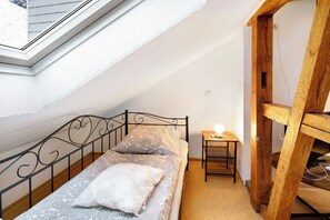 1 Schlafzimmer, Bügeleisen/Bügelbrett, kostenloses WLAN, Bettwäsche