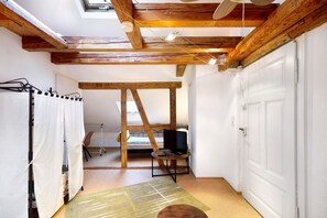 1 Schlafzimmer, Bügeleisen/Bügelbrett, kostenloses WLAN, Bettwäsche