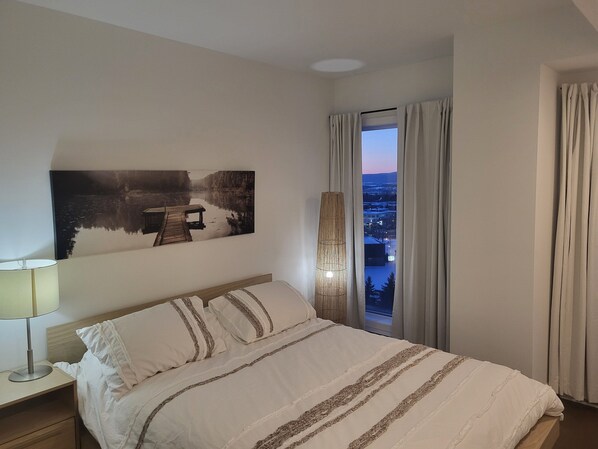 1 habitación, tabla de planchar con plancha, wifi y ropa de cama 