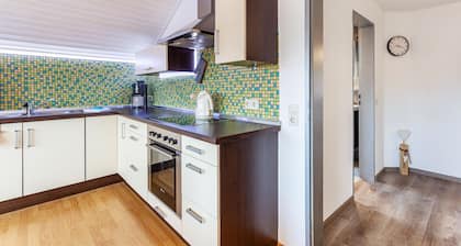 Apartment 'Lydias' with Balcony and Wi-Fi