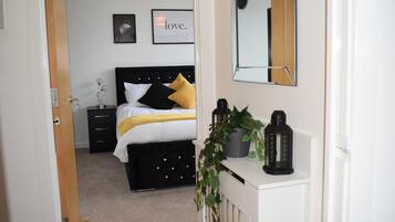 1 bedroom, iron/ironing board, WiFi, bed sheets