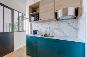 Fridge, microwave, stovetop, coffee/tea maker - Le Cosy, centre ville (Annecy)