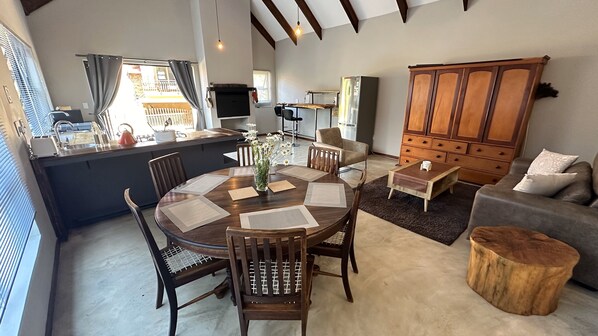 Dining - 2-Bed House in Dullstroom , Blue Crane Estate 66 (Dullstroom)
