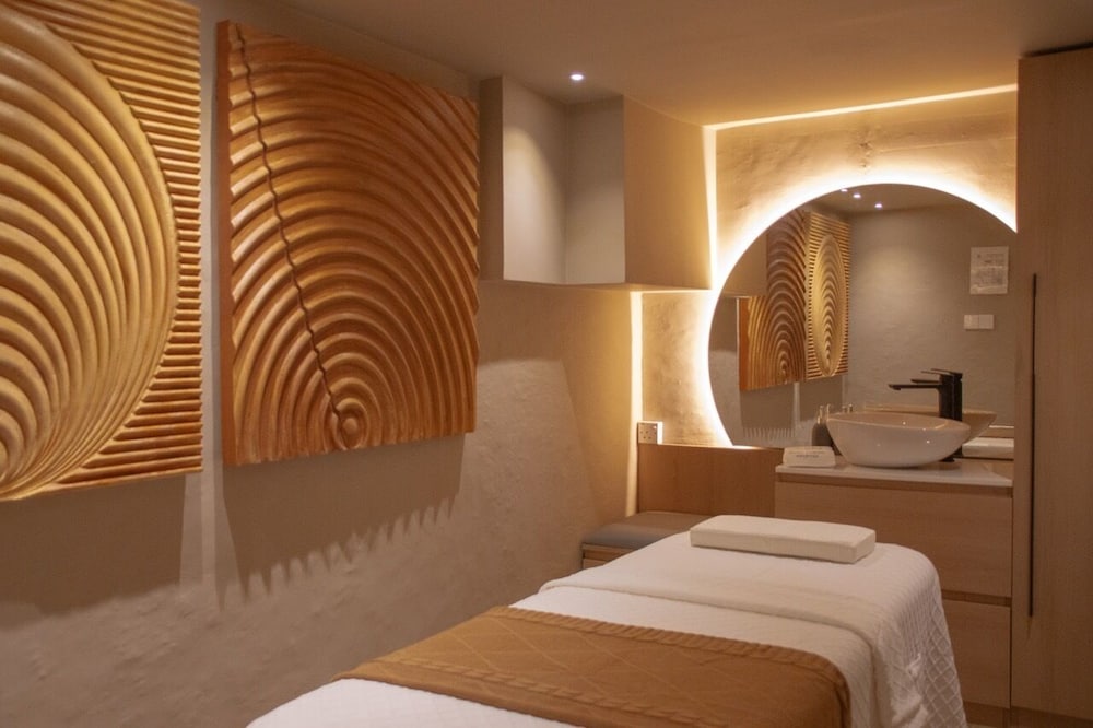 Stone Hotels Dhiffushi - Bild 4
