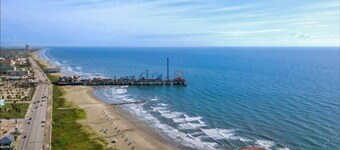 Charming Oceanview Studio Close to Cruise Terminal