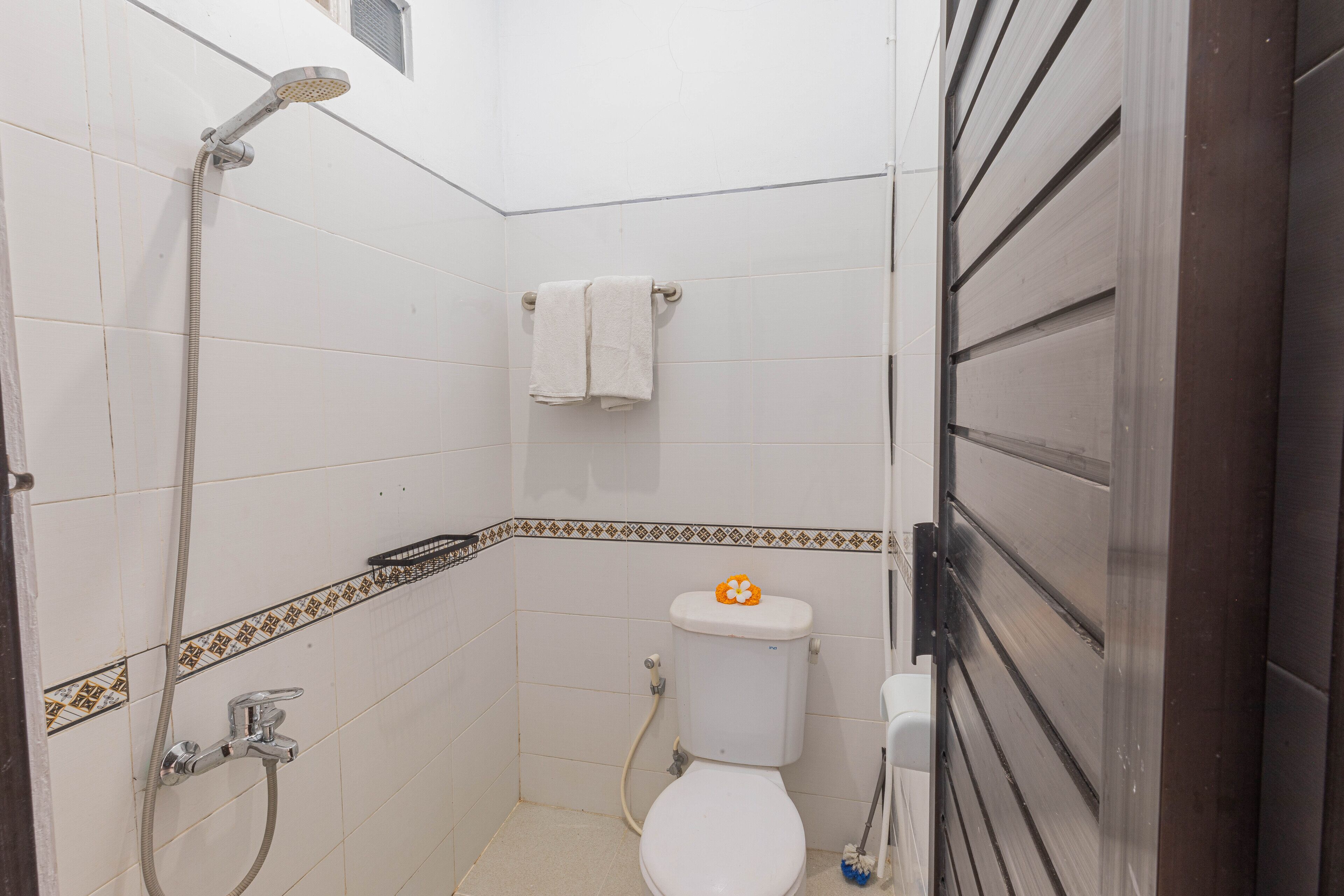 Deluxe Double Room | Bathroom