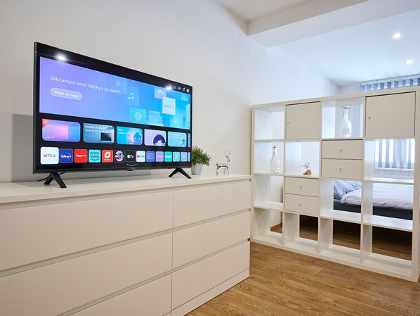 2 habitaciones, escritorio y internet 