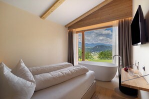 2 bedrooms, free WiFi, bed sheets, wheelchair access