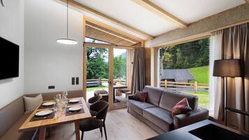 Fernseher, Kamin