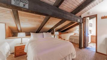 2 Schlafzimmer, Schreibtisch, Bügeleisen/Bügelbrett, kostenloses WLAN