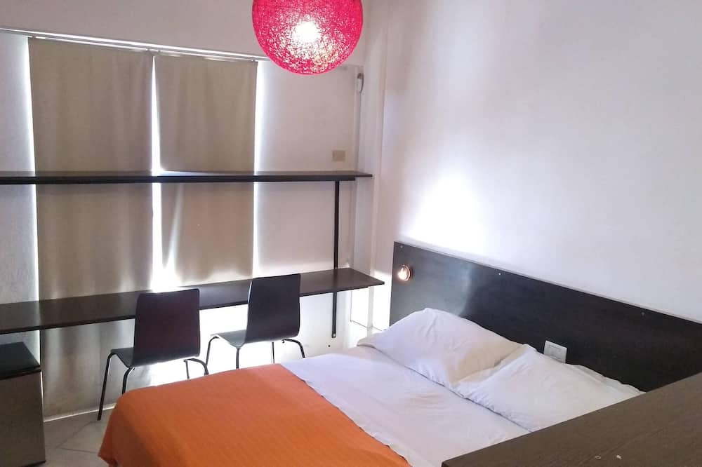 Comfortable Downtown Apartment