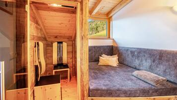 1 soverom, strykejern/-brett, wi-fi (inkludert) og sengetøy