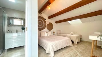 3 sovrum, strykjärn/strykbräda, gratis wi-fi och sängkläder