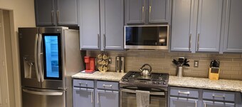 LUXURIOUS 3800sf House in a gated subdivision includes great amenities.